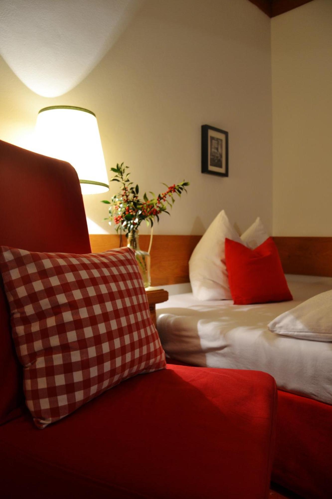 Hotel Zur Post Goldegg Quarto foto