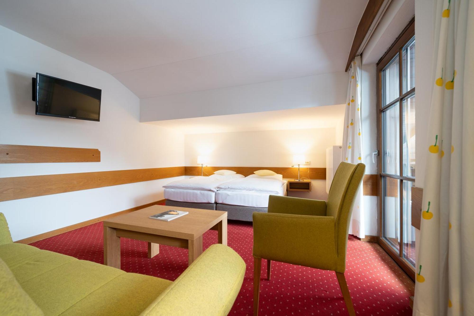 Hotel Zur Post Goldegg Quarto foto
