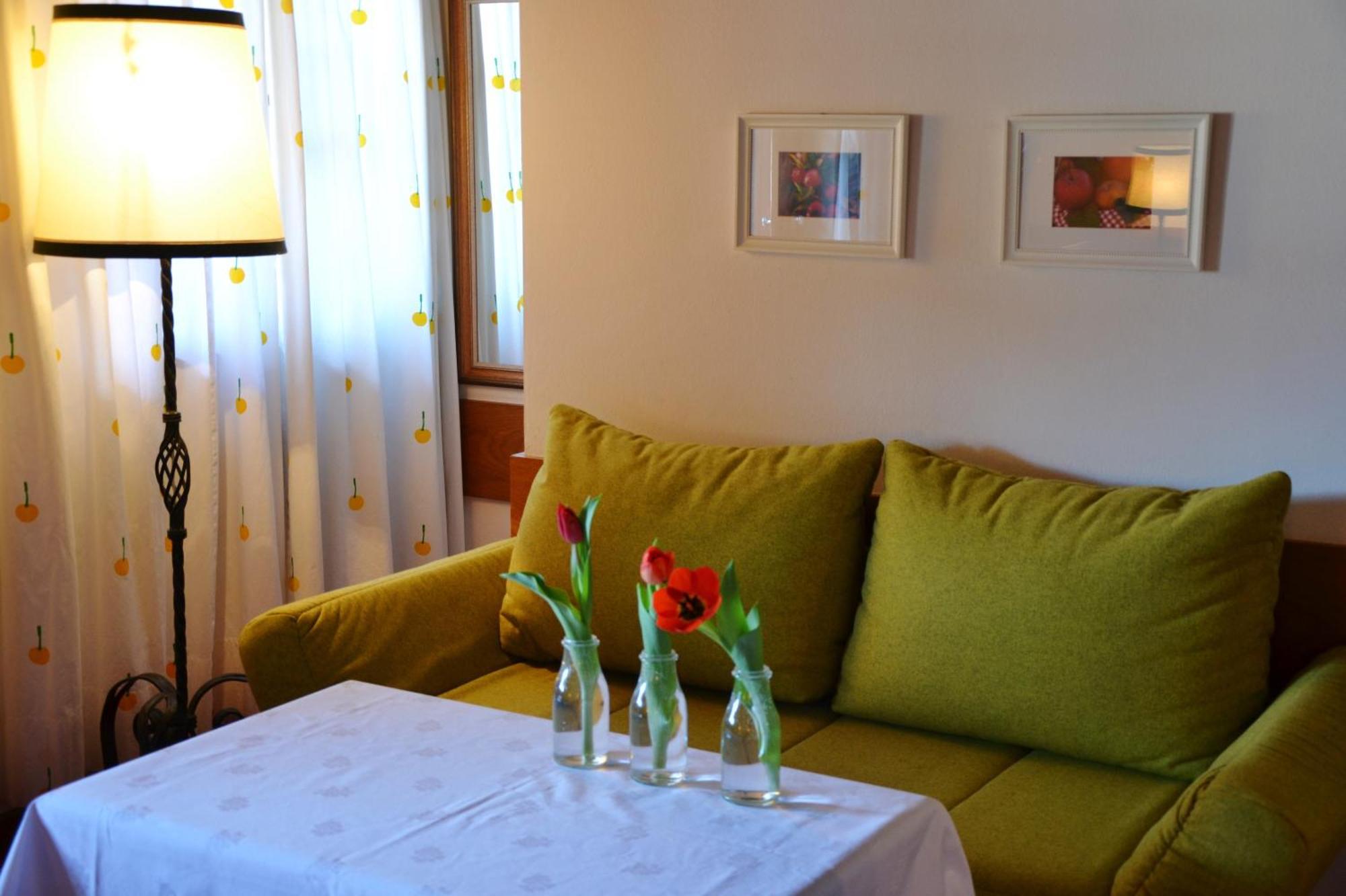 Hotel Zur Post Goldegg Quarto foto